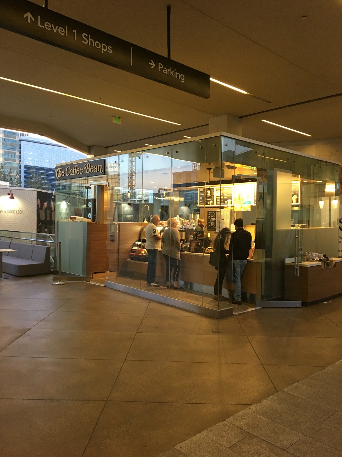 The Coffee Bean & Tea Leaf main photo