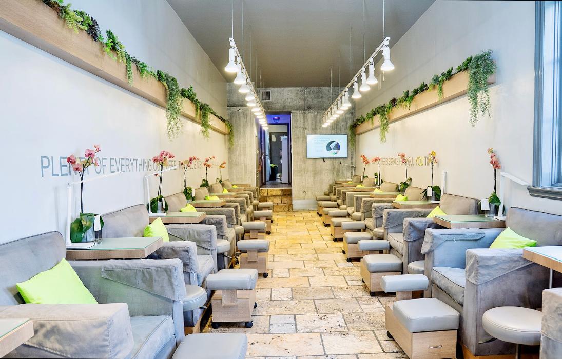 Bellacures Nail Salon, Larchmont photo 2