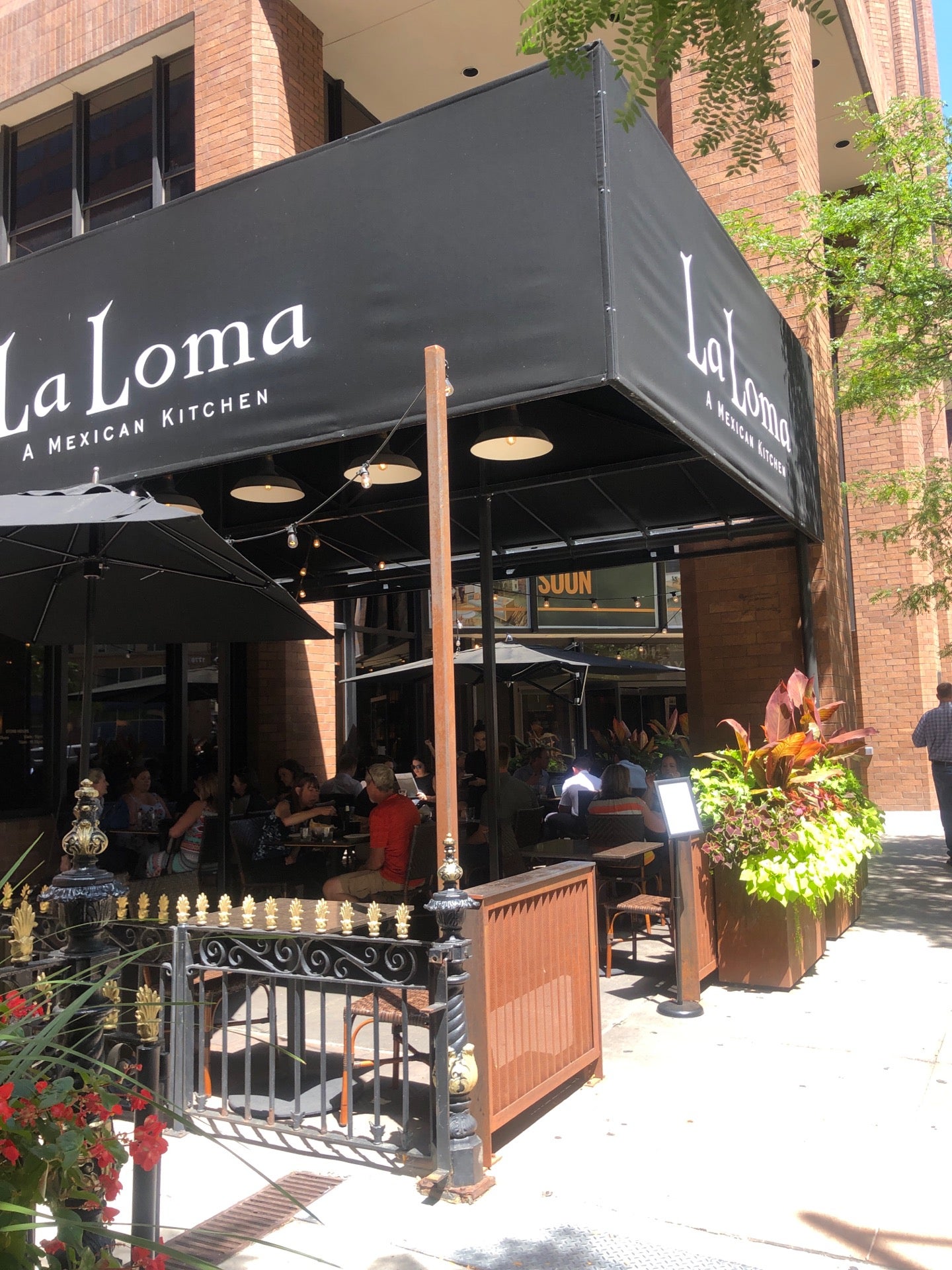 La Loma Restaurant photo 4